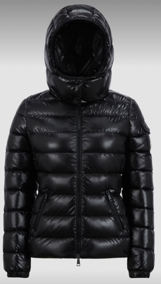 MONCLER BADY SHORT DOWN JACKET